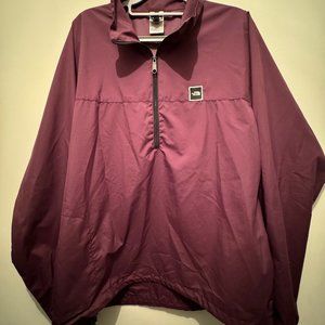 northface windbreaker​